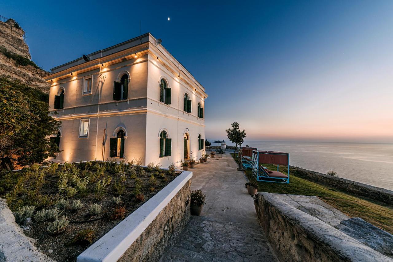 Faro Punta Imperatore Forio di Ischia Exteriör bild